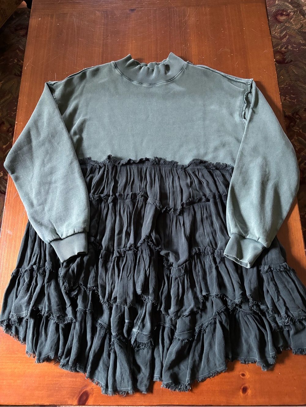 Free People Olive/Hunter Green Ruffle Hem tunic oversized S